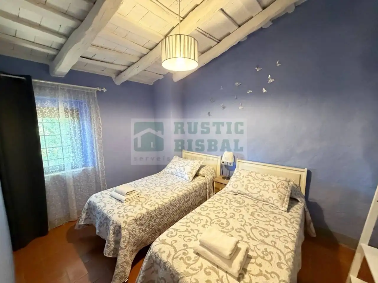 Habitación de Finca rústica de alquiler en Vilademuls con Aire acondicionado, Calefacción y Jardín privado