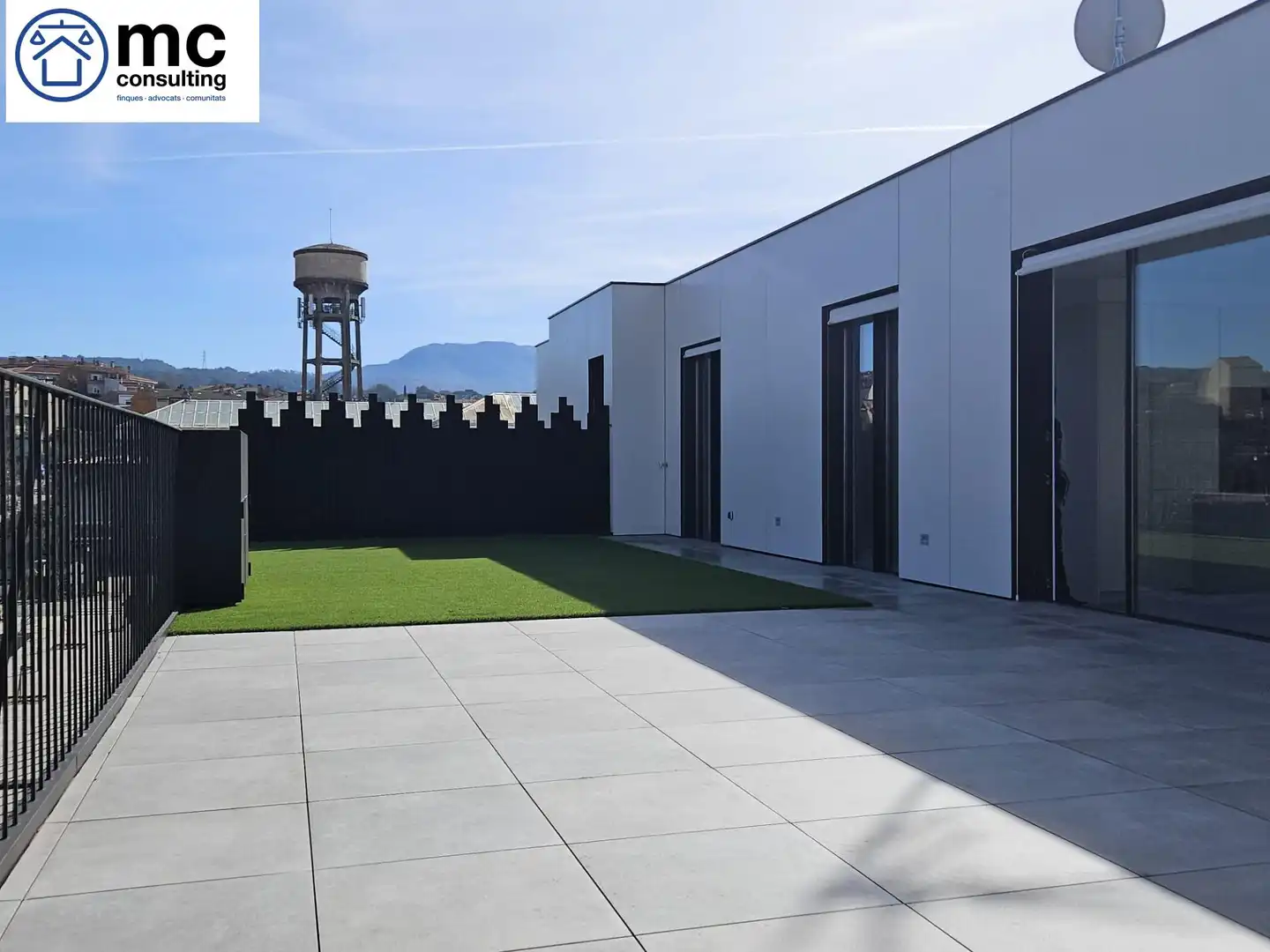 Vista exterior de Àtic en venda en Taradell amb Aire condicionat, Calefacció i Terrassa
