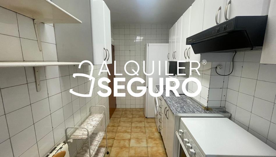 Photo 1 of Flat to rent in De Ocaña, Aluche, Madrid