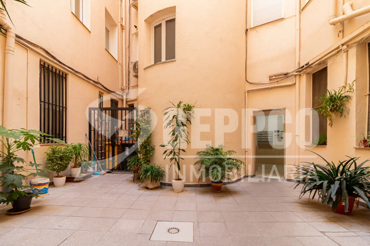 Exterior view of Flat for sale in Madrid
