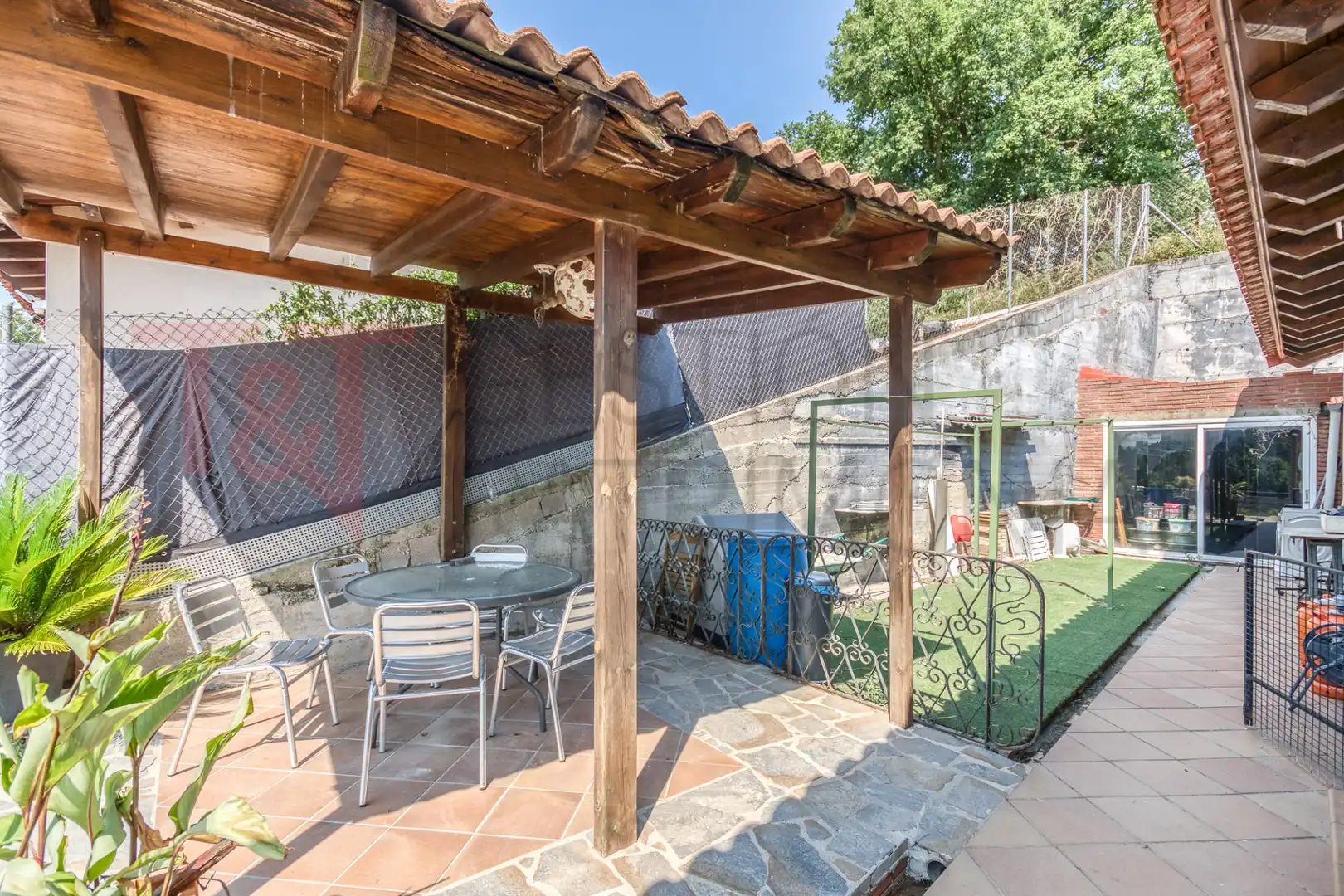 Terrassa de Casa o xalet en venda en Gualba amb Calefacció, Jardí privat i Terrassa