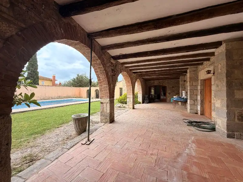 Casa con terraza en venta en Carrer de Figueres, imagen 56