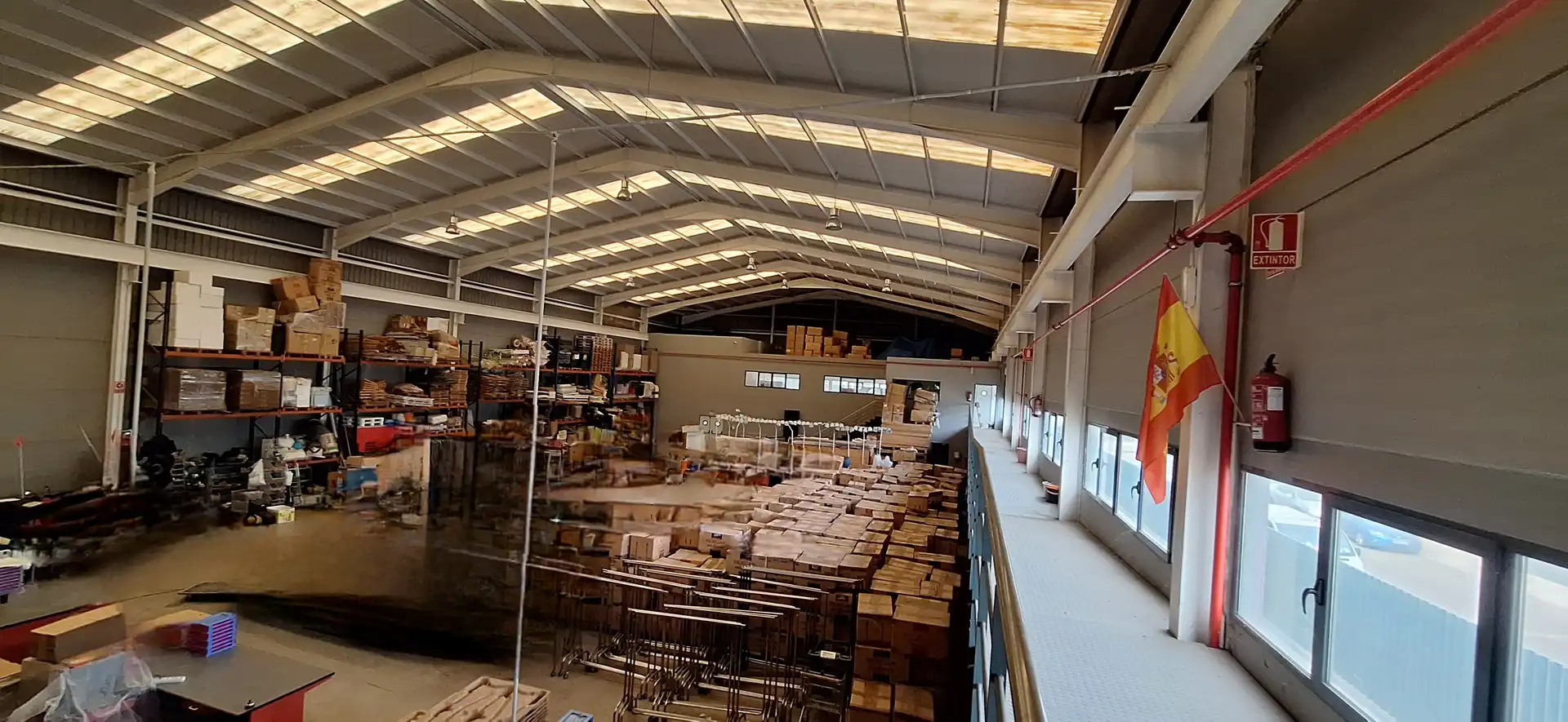 Industrial buildings for rent in La Pobla de Farnals