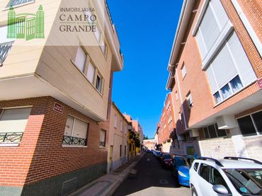 Individual amb ascensor en venda a Calle Juan de Arce