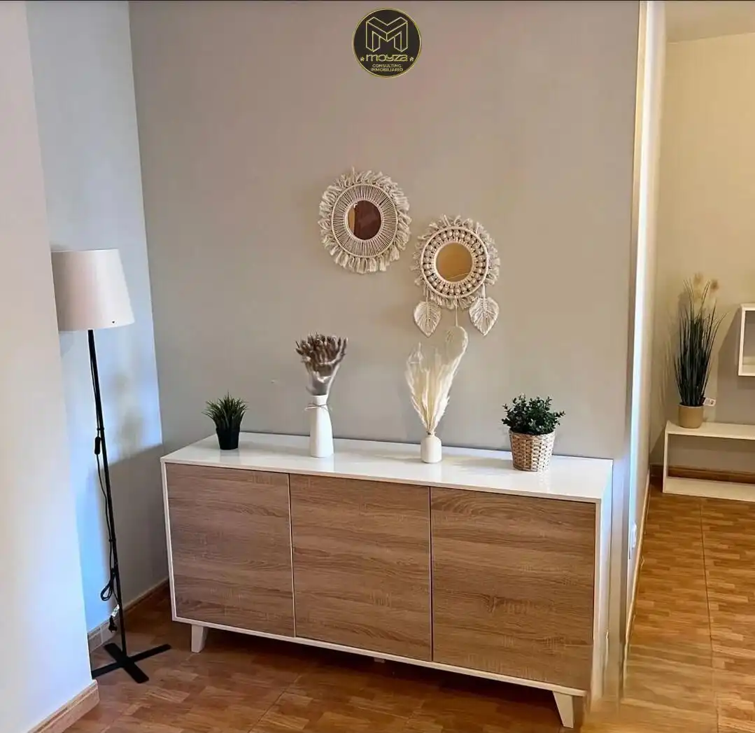 Menjador de Apartament en venda en Jaén amb Parquet i Balcó