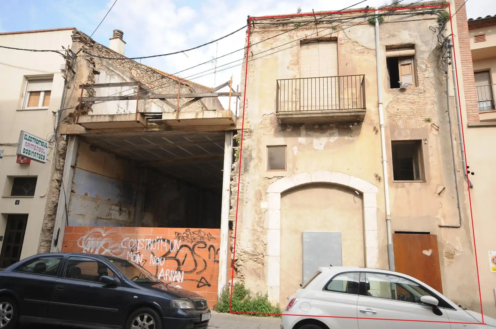 Außenansicht von Residential zum Verkauf in Figueres