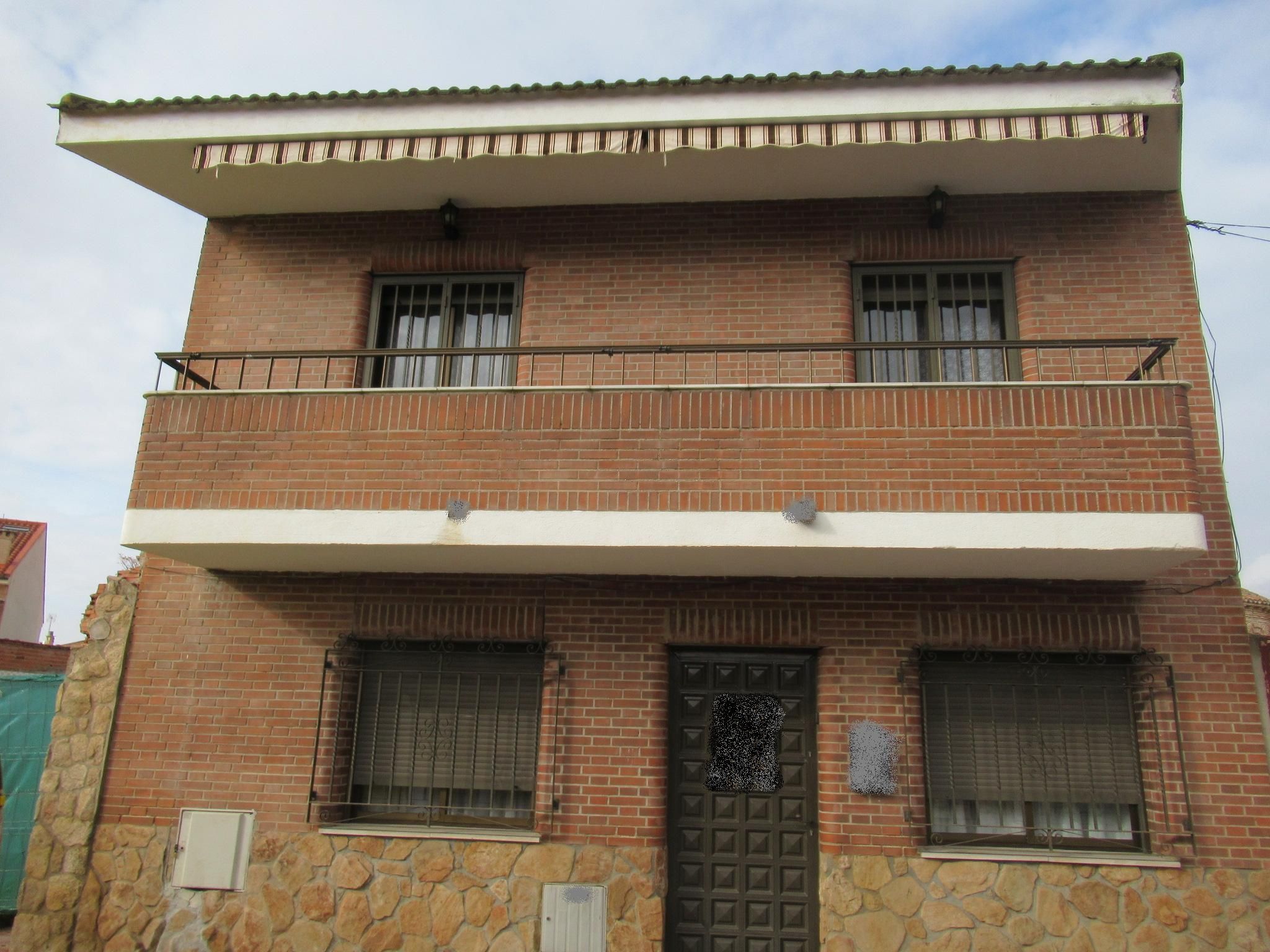 Vista exterior de Casa o chalet en venta en Camarma de Esteruelas con Calefacción, Terraza y Internet