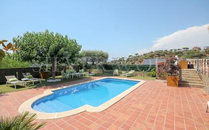 Piscina de Casa o xalet en venda en Sant Fost de Campsentelles amb Aire condicionat, Calefacció i Jardí privat