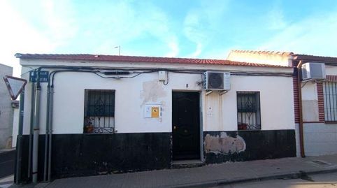 Foto 4 de Casa o chalet en venta en Calle Longuera, El Poblado - Abulagar, Puertollano