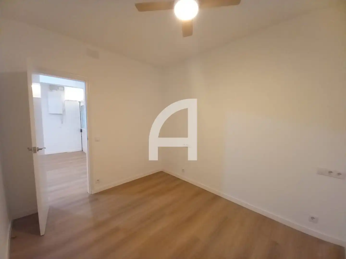 Habitación de Piso de alquiler en Barcelona con Parquet