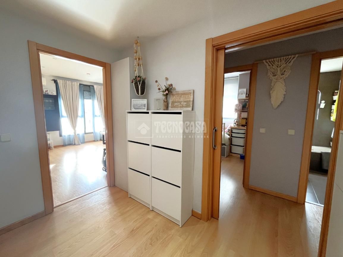 Bedroom of Flat for sale in San Fernando de Henares  with Air Conditioner, Heating and Storage room