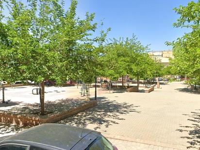 Vista exterior de Pis en venda en  Granada Capital amb Terrassa i Balcó
