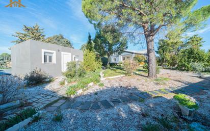 Jardí de Casa o xalet en venda en Villa del Prado amb Aire condicionat, Calefacció i Jardí privat