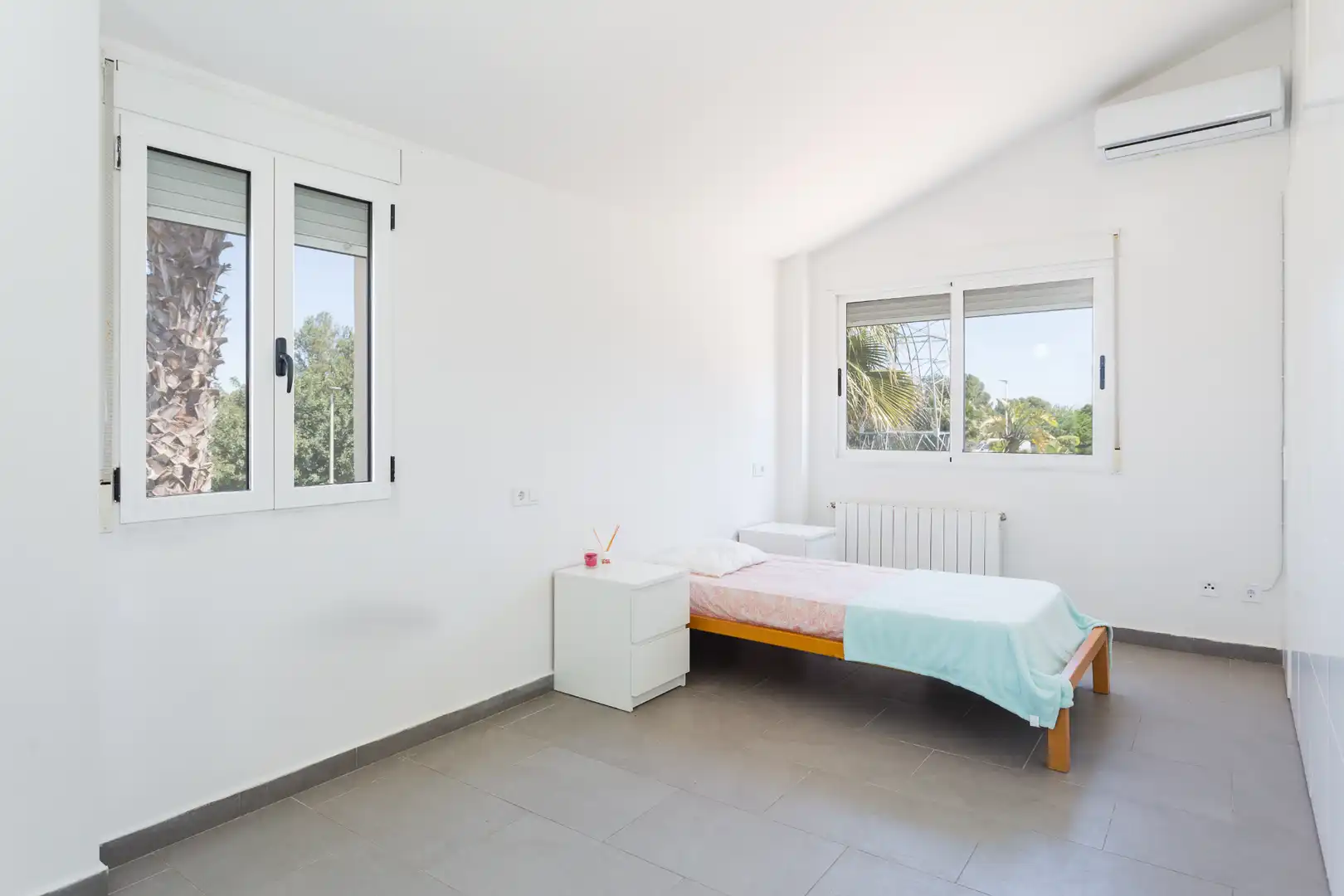 Bedroom of Houses for sale in San Antonio de Benagéber  with Air Conditioner, Heating and Private garden