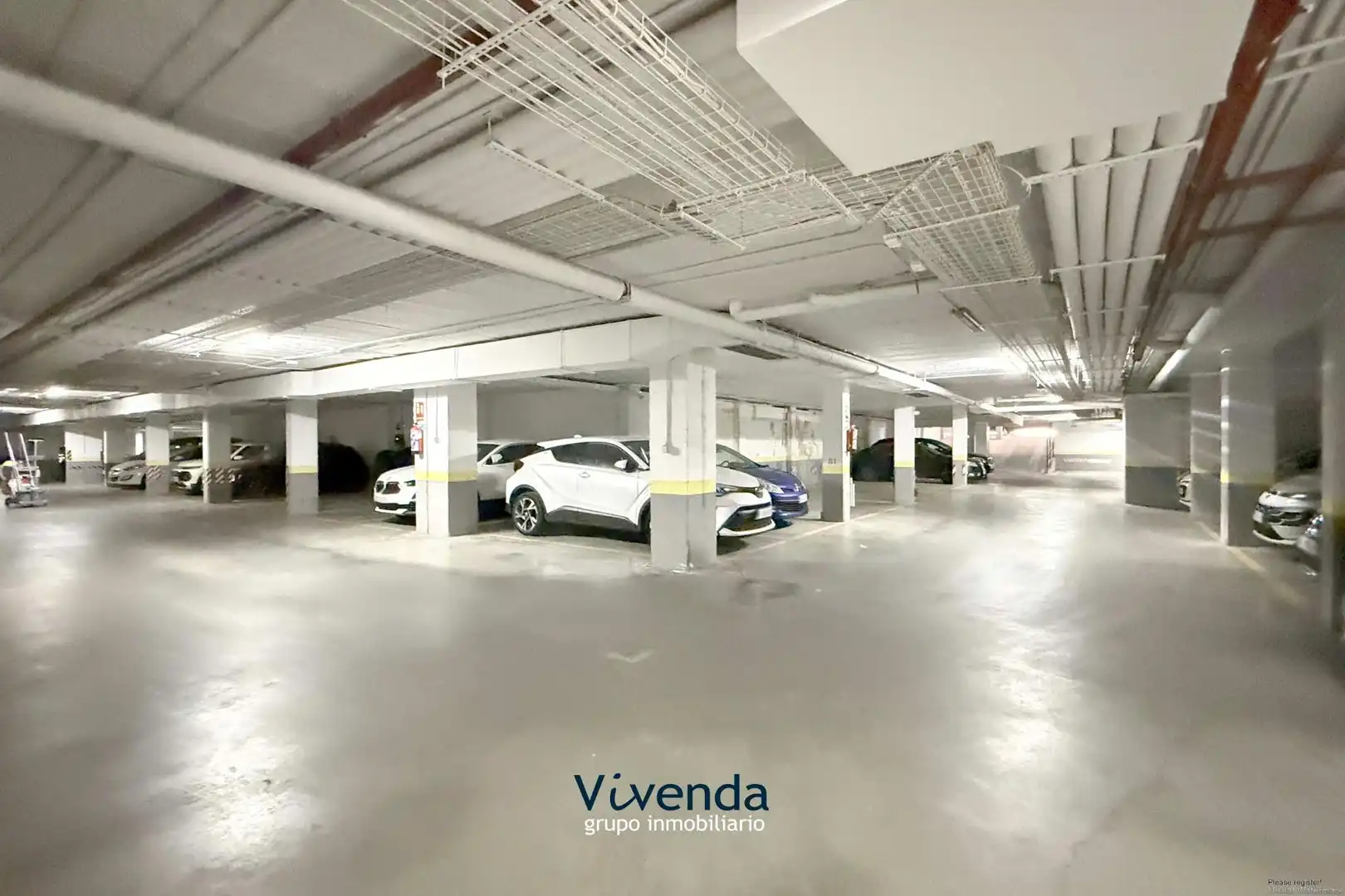 Parking of Flat for sale in Madrid  with Air Conditioner, Heating and Storage room