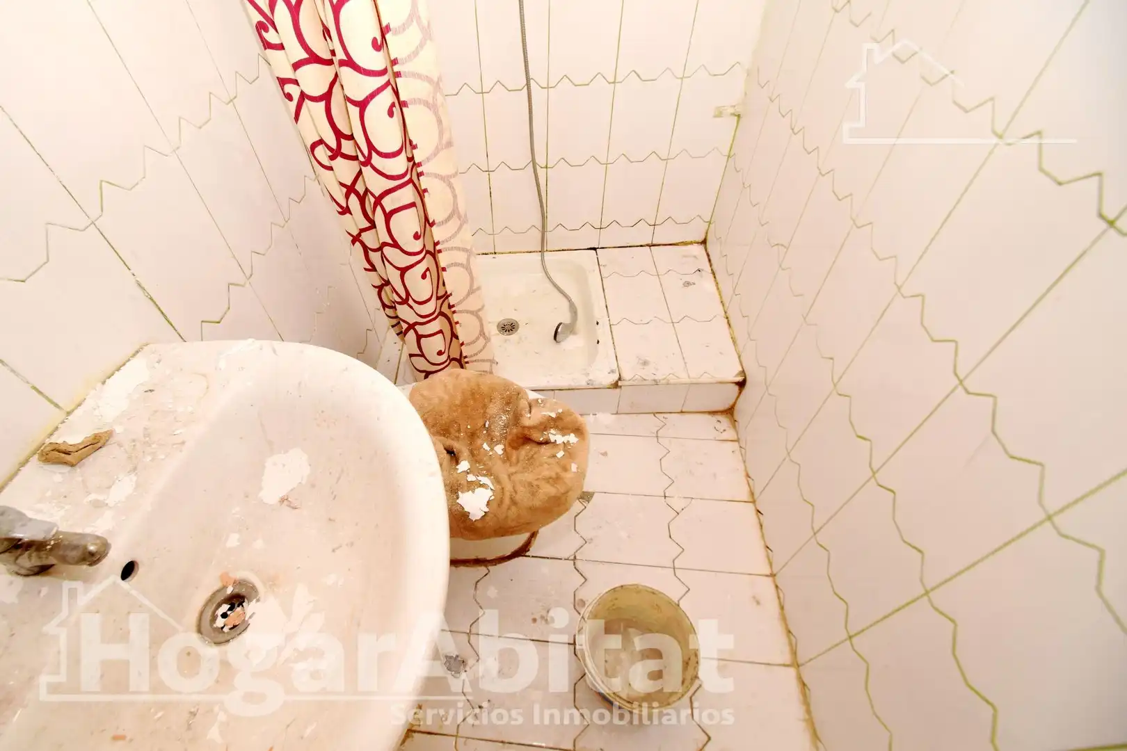Bathroom of Houses for sale in La Vall d'Uixó  with Terrace and Balcony