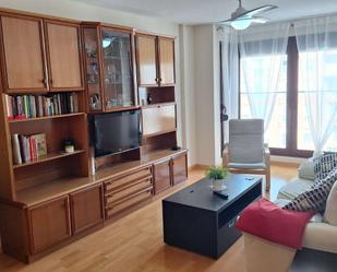 Living room of Apartment to share in  Madrid Capital  with Air Conditioner, Heating and Terrace