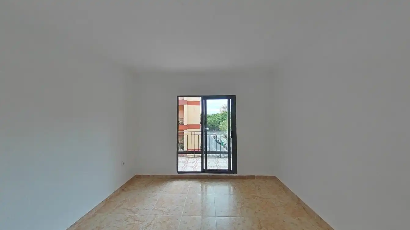 Piso en venta en C/ Virgen Desamparados, imagen 9