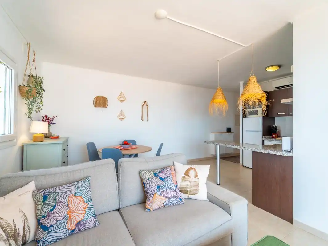 Wohnzimmer von Dachboden zum Verkauf in Nerja mit Klimaanlage, Heizung und Terrasse
