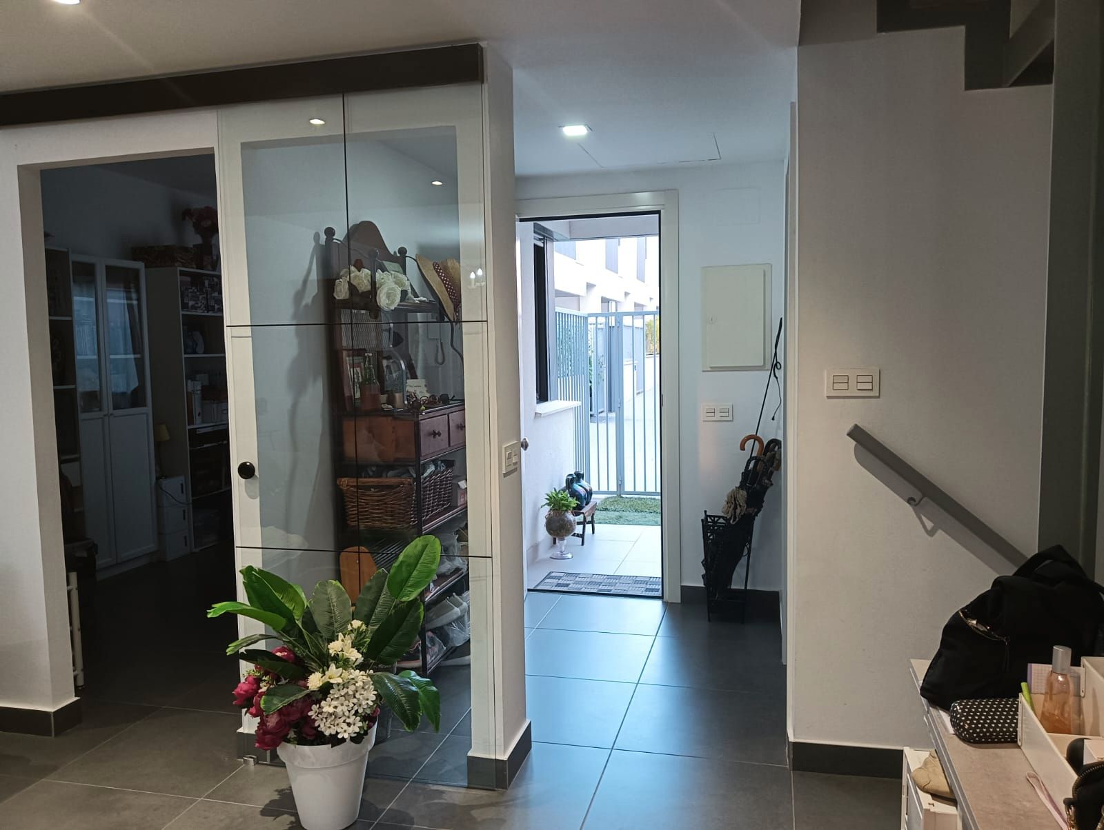 Single-family semi-detached for sale in Dos Hermanas  with Air Conditioner, Heating and Private garden