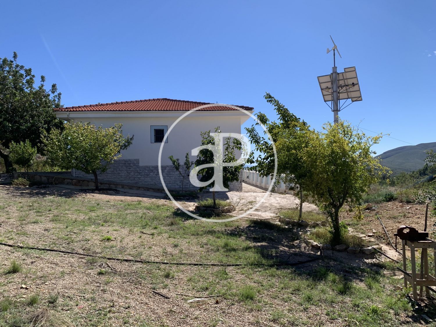 House or chalet for sale in Llombai  with Heating