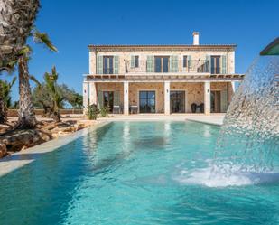 Vista exterior de Finca rústica en venda en Santanyí amb Aire condicionat, Jardí privat i Piscina