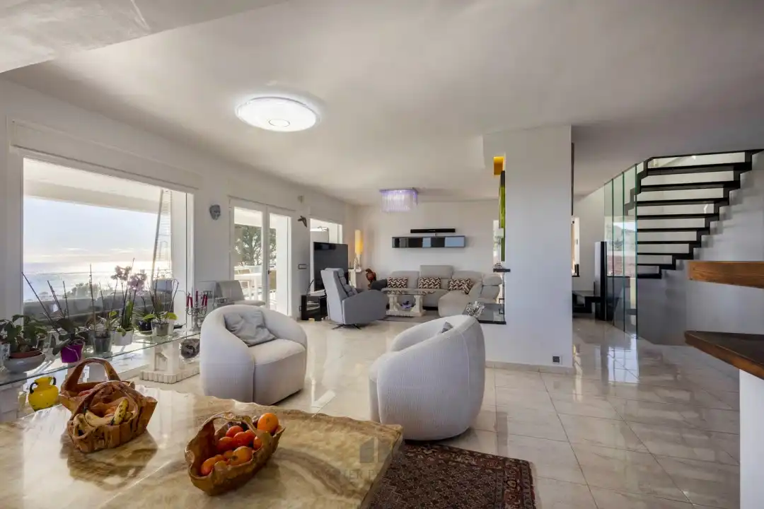 Living room of Flat for rent in Calpe / Calp  with Air Conditioner, Heating and Terrace