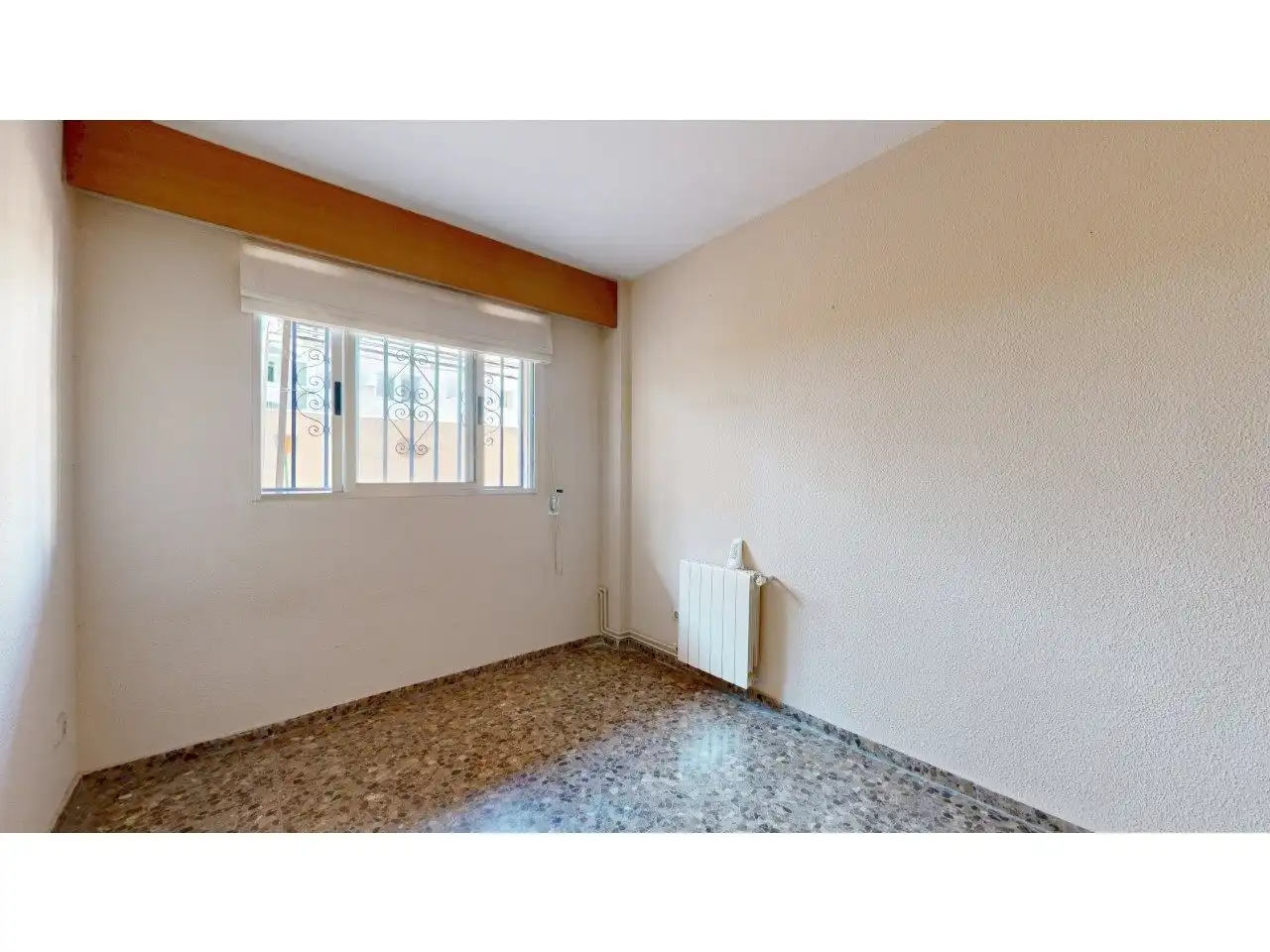 Habitación de Piso en venta en Valencia con Aire acondicionado, Calefacción y Jardín privado