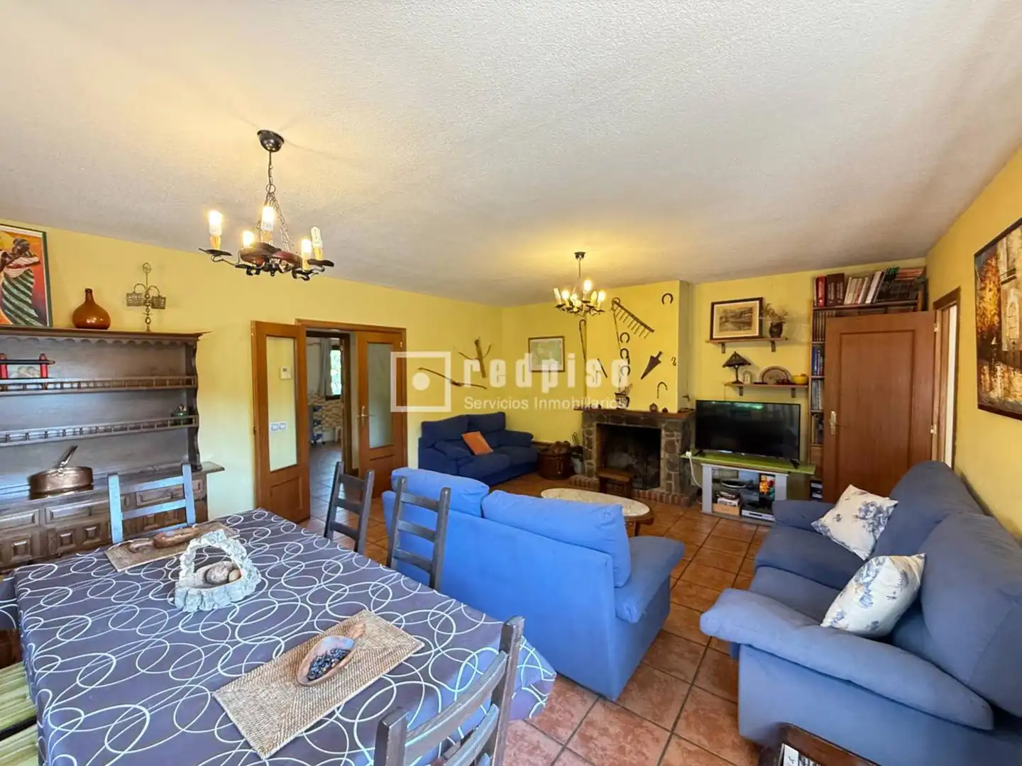 Living room of Houses for sale in Valdemorillo  with Heating, Private garden and Terrace