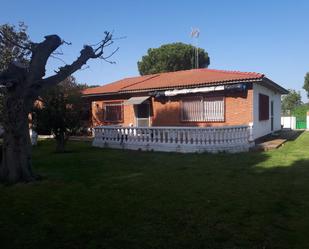 Vista exterior de Casa o xalet en venda en  Zaragoza Capital amb Aire condicionat, Calefacció i Jardí privat