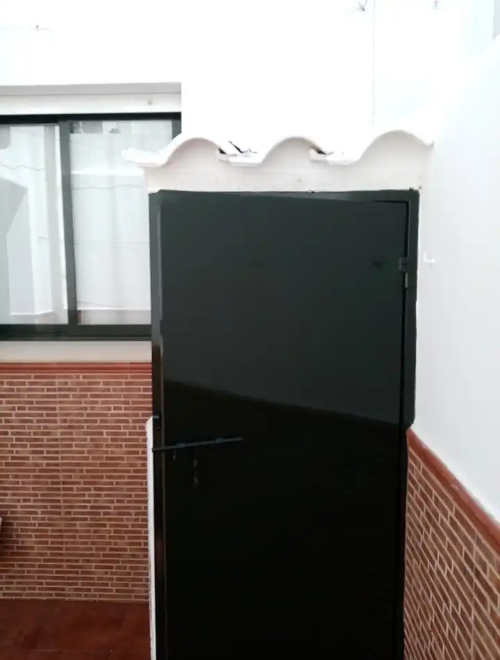 Vista exterior de Casa adosada en venda en Olivenza amb Terrassa i Balcó