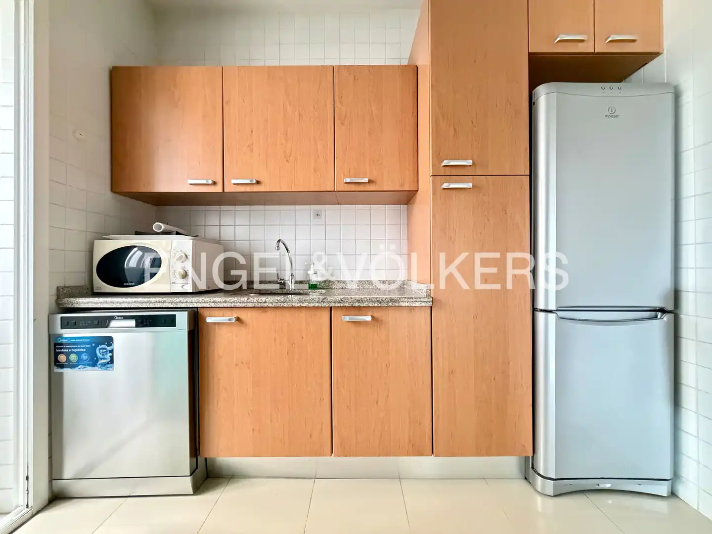 Kitchen of Flat for rent in Sevilla  with Air Conditioner, Heating and Storage room