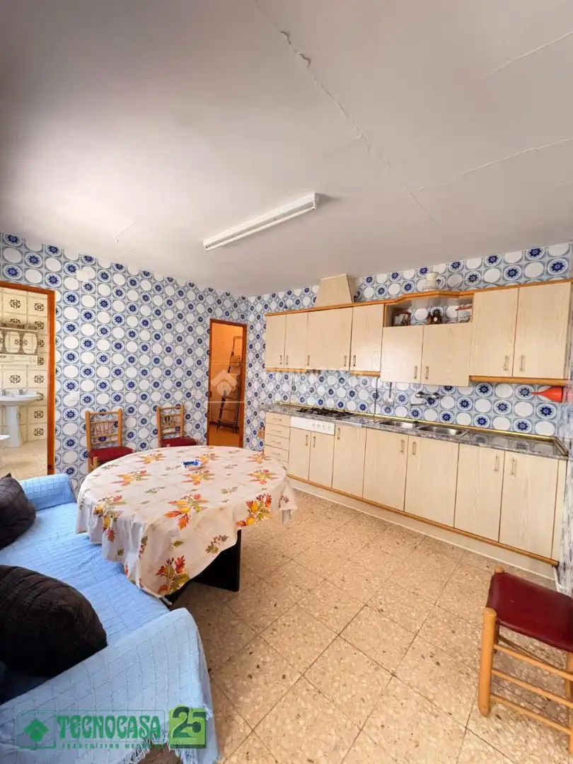 Cocina de Piso en venta en Dosbarrios con Calefacción