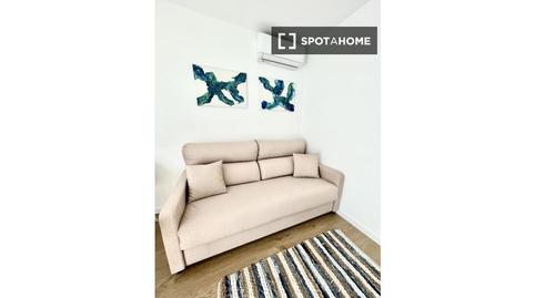 Foto 5 de Estudi per a compartir a Ametllers - Poble-Sec, Barcelona