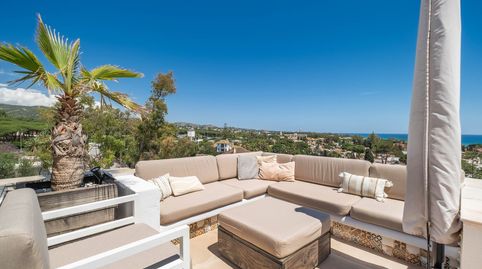 Foto 2 de Dúplex en venda a Costabella, Marbella