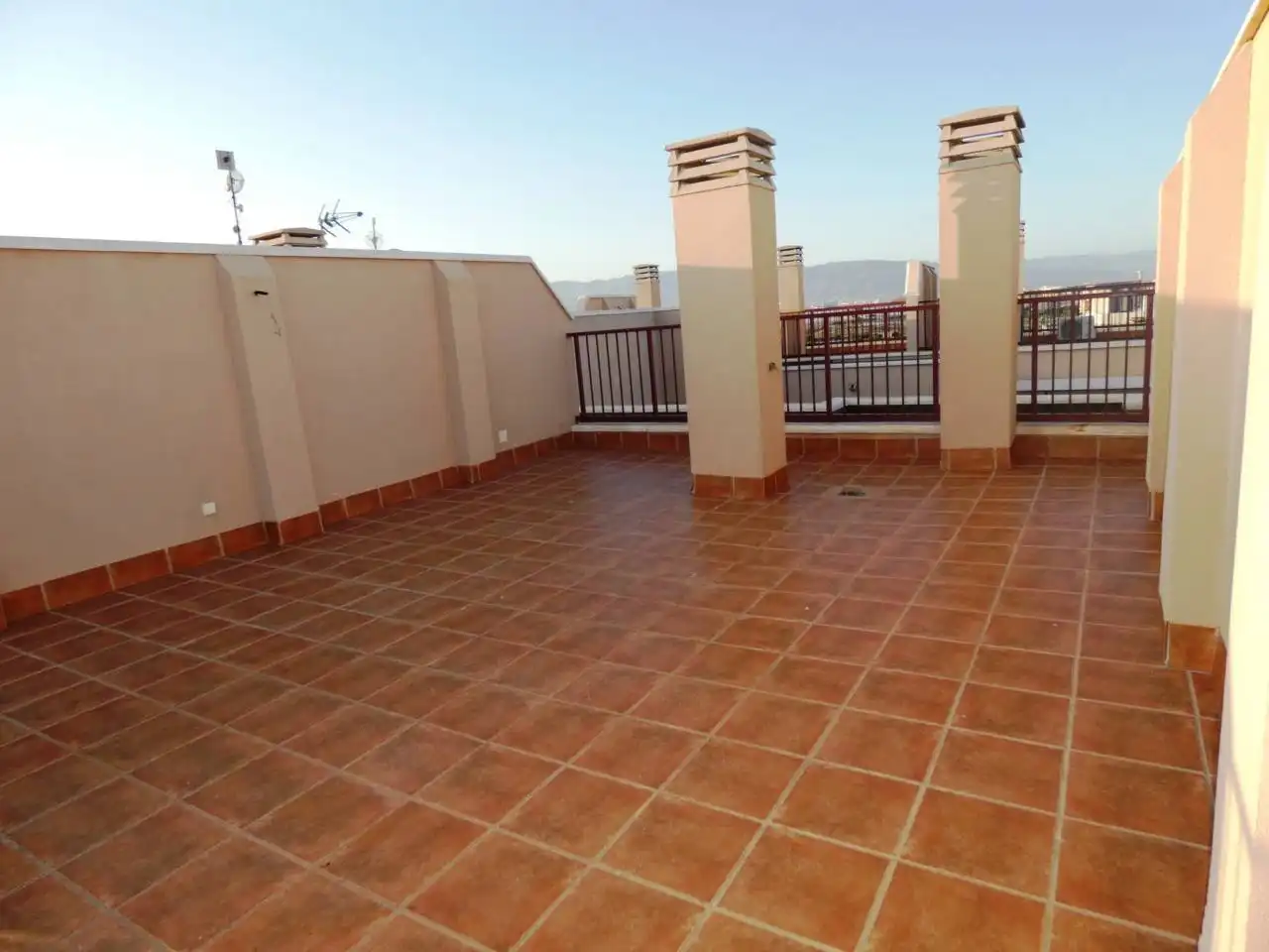 Ático con piscina en venta en Avenida Rosita Ferrer, imagen 2
