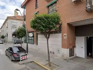 Vista exterior de Local en venda en Aranjuez amb Calefacció