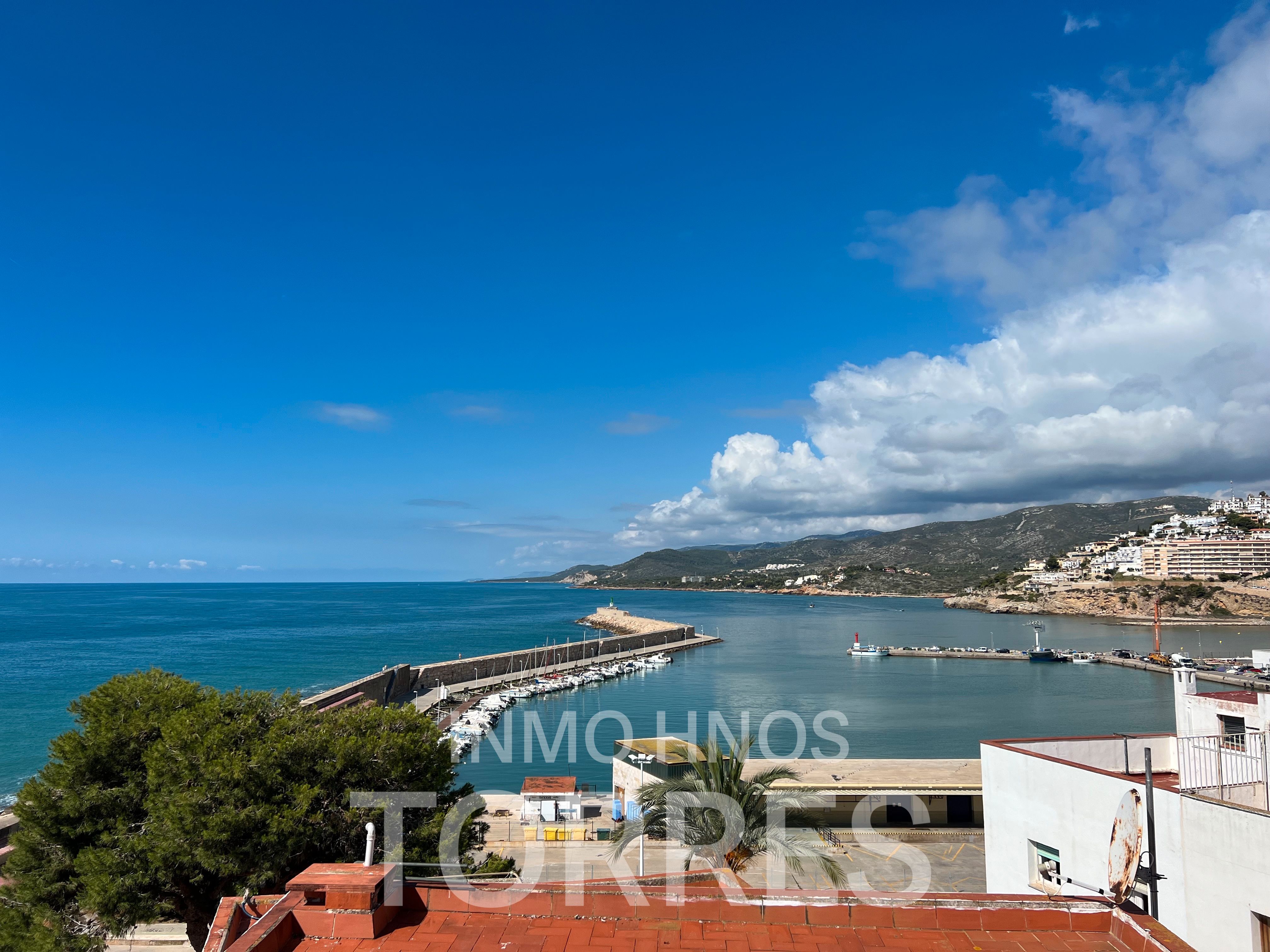 Vista exterior de Casa adosada en venta en Peñíscola / Peníscola con Terraza y Balcón