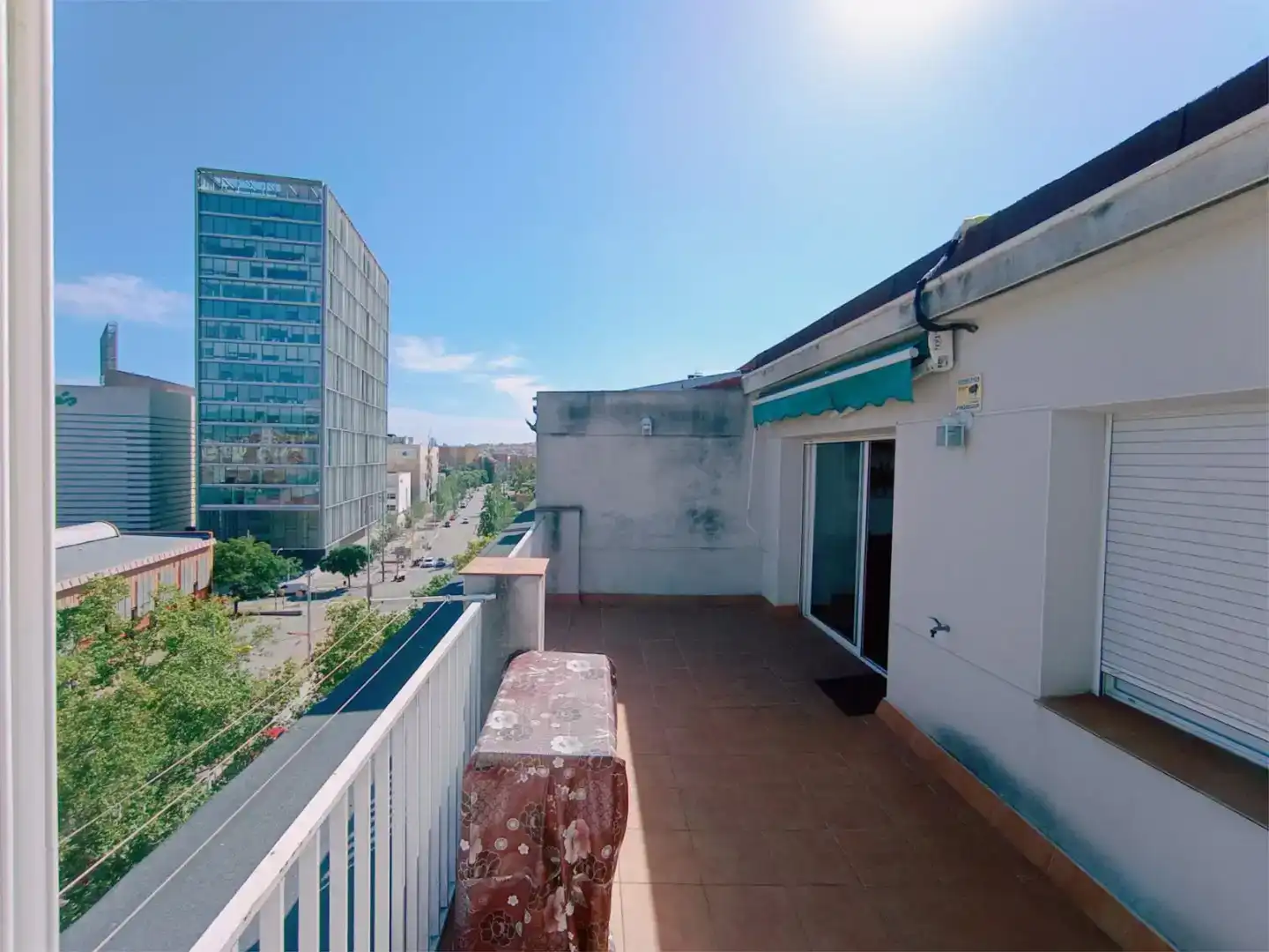 Außenansicht von Wohnung zur Miete in Barcelona mit Klimaanlage, Parkett und Möbliert