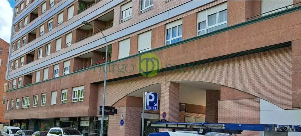 Pis en venda a Calle Octavio Alvarez Carballo, San Claudio - La Chantría