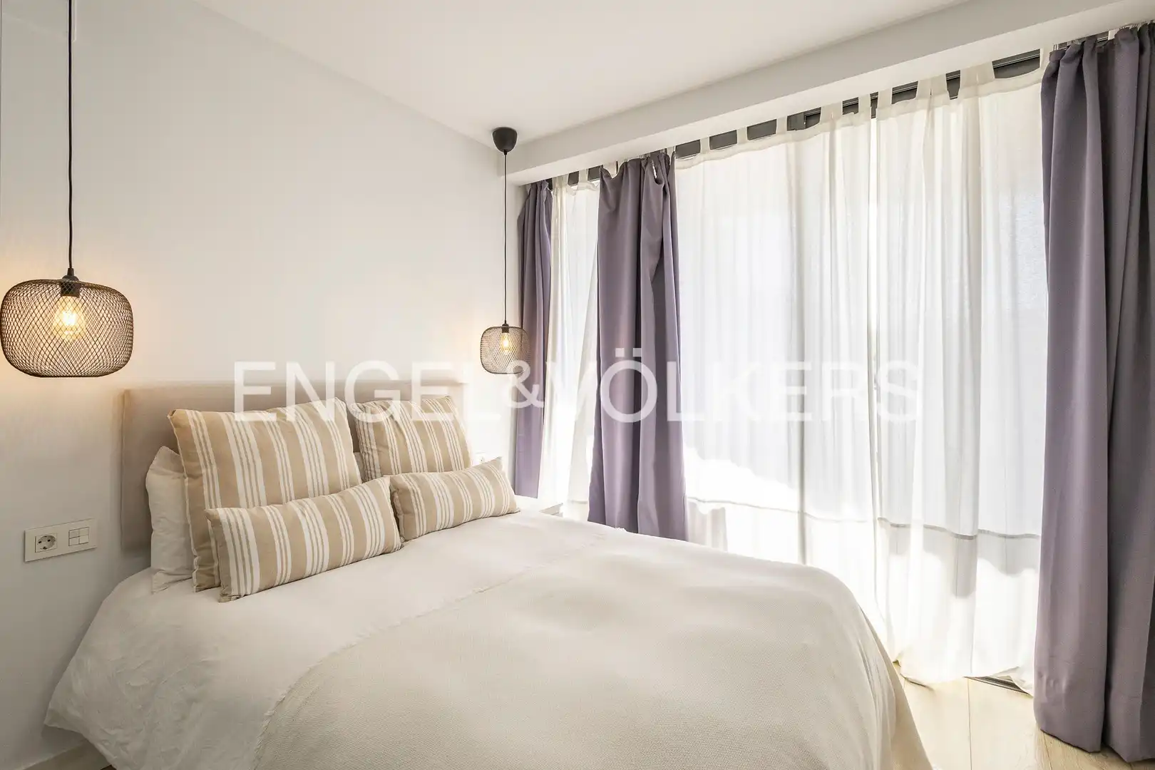 Habitación de Casa o chalet de alquiler en Barcelona con Aire acondicionado, Calefacción y Jardín privado