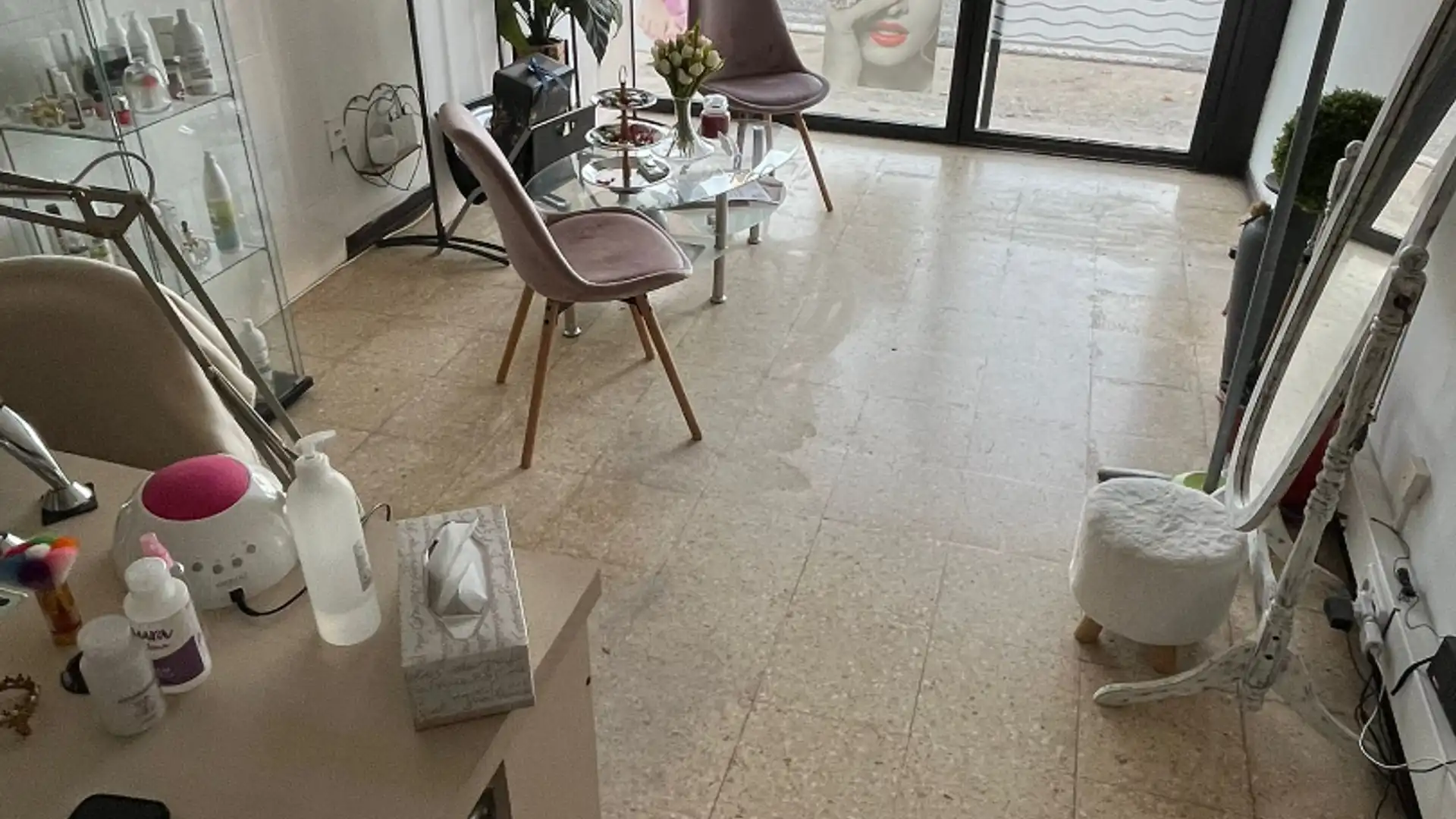 Sala de estar de Local de alquiler en Celrà con Amueblado