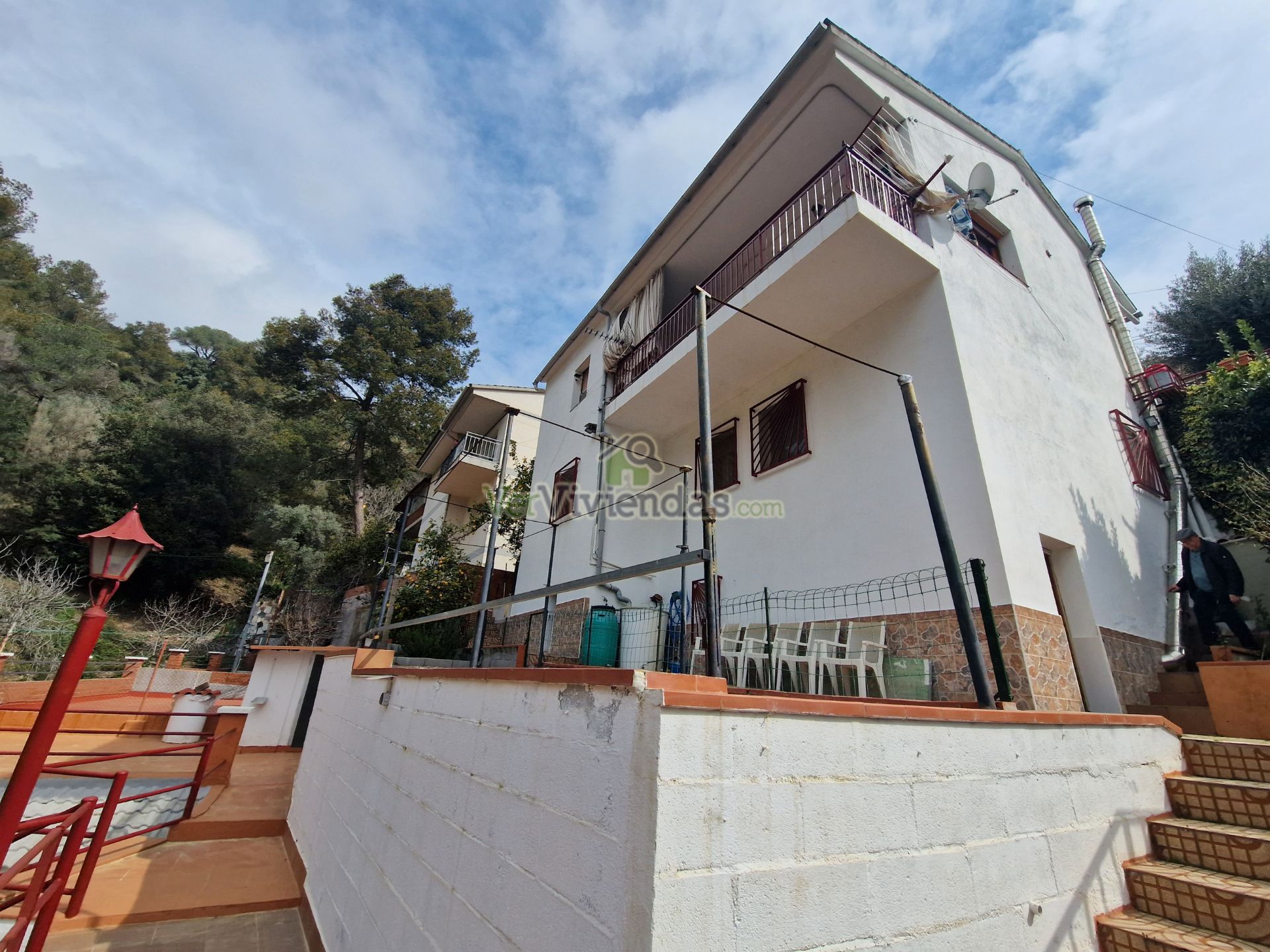 Vista exterior de Casa o xalet en venda en Corbera de Llobregat amb Calefacció, Jardí privat i Terrassa