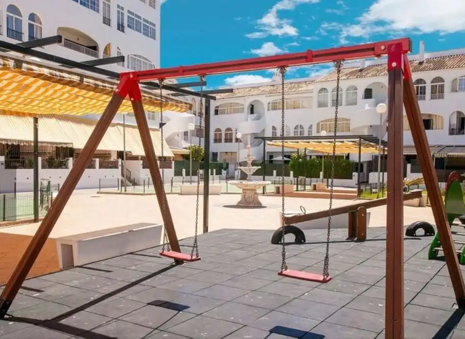Terrasse von Wohnungen zur Miete in El Portil mit Klimaanlage und Möbliert