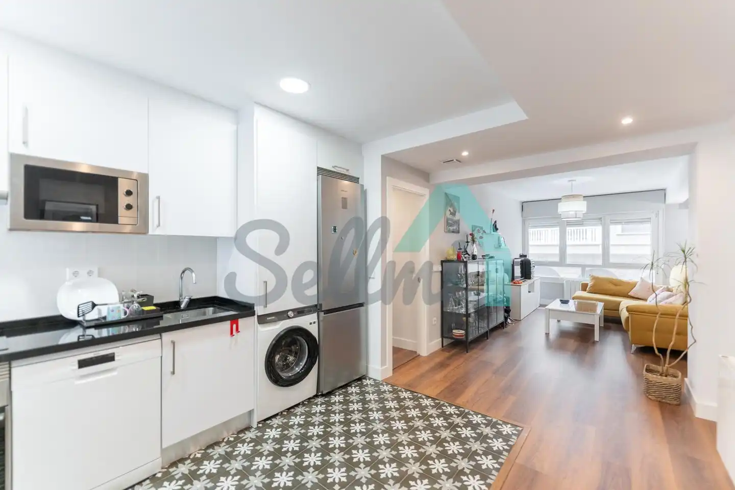 Cocina de Piso de alquiler en Gijón  con Calefacción y Amueblado