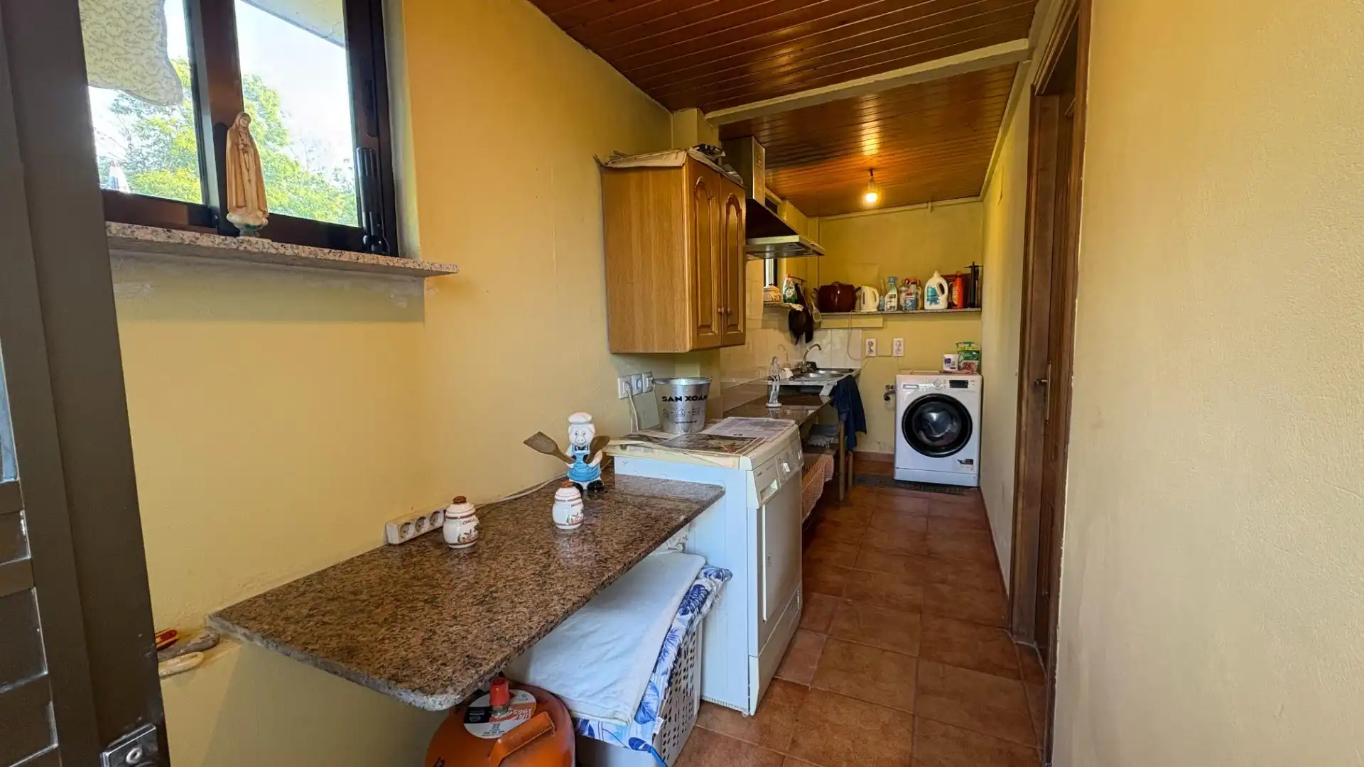 Cuina de Casa o xalet en venda en Mugardos amb Calefacció