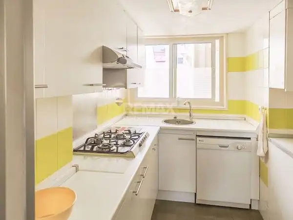Piso con ascensor en venta en Avenida da Gran Vía, imagen 9