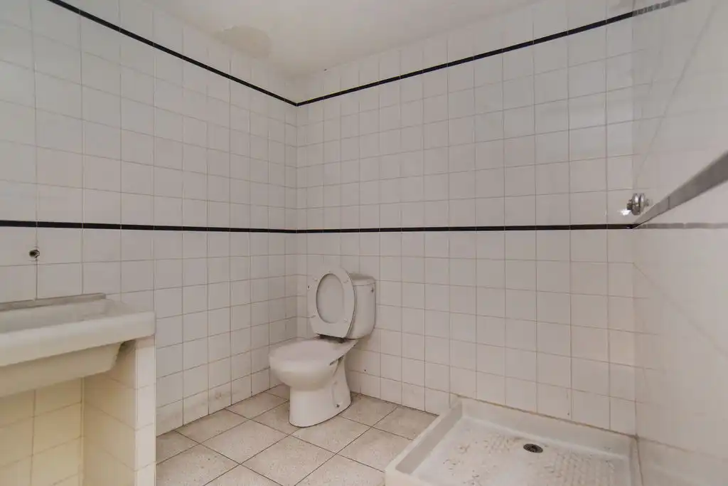 Local comercial en venta en PAU CLARIS, imagen 19