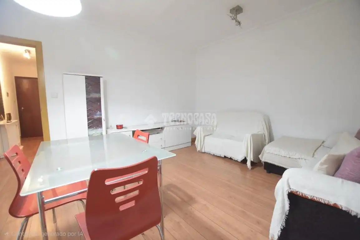 Piso en venta en Puerta del Ángel