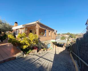 Exterior view of House or chalet for sale in Rubí  with Air Conditioner, Terrace and Swimming Pool